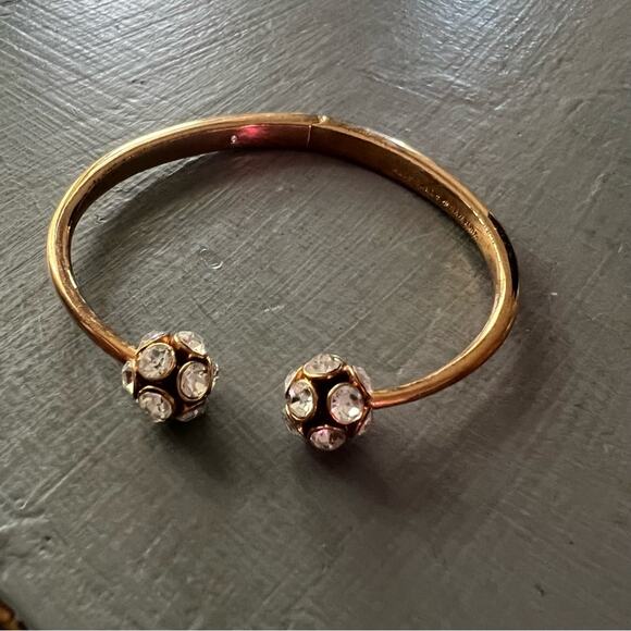 Kate Spade Gold Tone Hinged Bangle Bling Bracelet - Picture 4 of 6